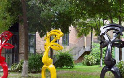 公園玻璃鋼抽象彩繪創(chuàng)意個(gè)性臉譜雕塑