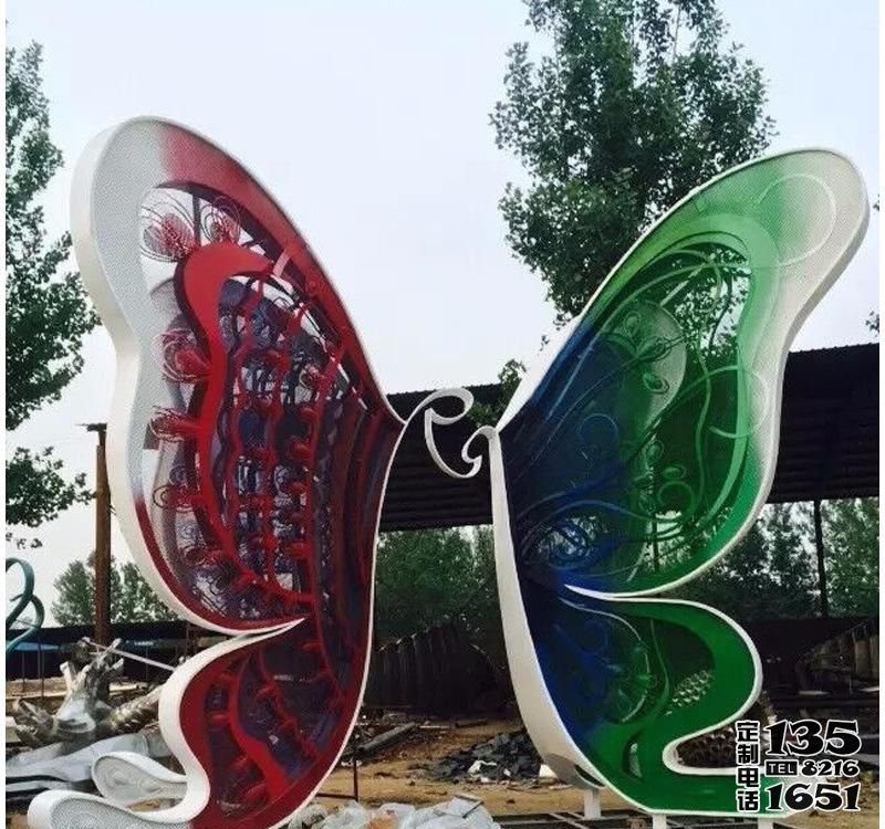 玻璃鋼景區(qū)園林彩繪蝴蝶雕塑 玻璃鋼景區(qū)園林彩繪蝴蝶雕塑