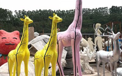 公園景區(qū)玻璃鋼彩繪長(zhǎng)頸鹿雕塑