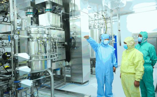 中國(guó)建成全球最大新冠疫苗生產(chǎn)基地，引領(lǐng)生物制藥產(chǎn)業(yè)新發(fā)展